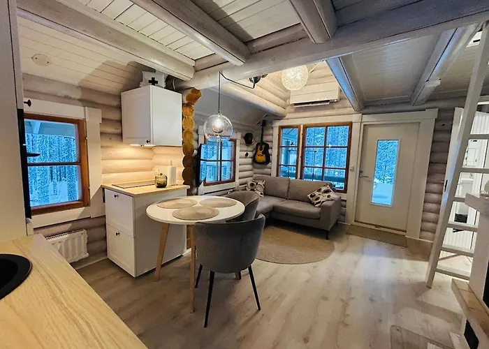 Pikku Pahtaja Apartman *